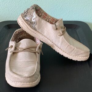 Hey Dude Wendy Rodeo Star Tan With Silver Shimmer Size 9